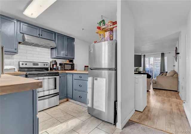 2190-s-holly-st-116-denver-co-80222/hzid_140a2bf0