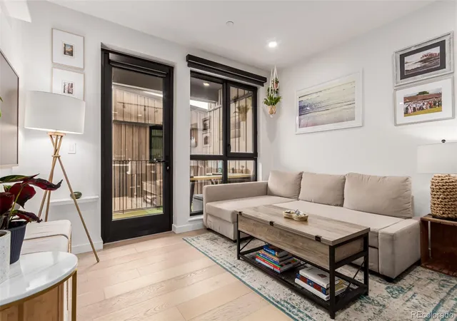 1601-park-ave-303-denver-co-80218/hzid_9a4be684