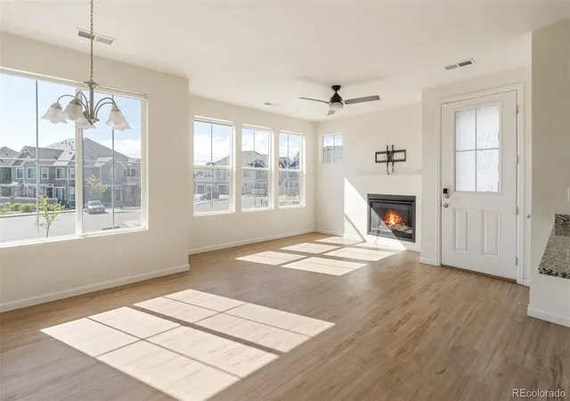 5755-s-buchanan-ct-e-aurora-co-80016/hzid_7b70c3aa