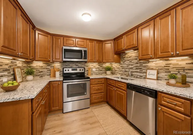 720-s-clinton-st-7c-denver-co-80247/hzid_c324244d