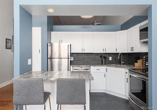 720-16th-street-407-denver-co-80202/hzid_f3c74c3a