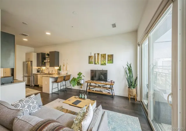 2525-arapahoe-st-rd213-denver-co-80205/hzid_1ba94a33