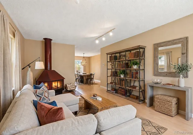 7110-s-gaylord-st-o7-centennial-co-80122/hzid_5af4553c