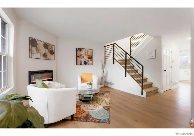 3040-w-107th-pl-b-westminster-co-80031/hzid_906a9ef4