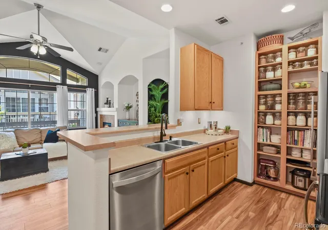 1561-olympia-cir-305-castle-rock-co-80104/hzid_8b8d617f