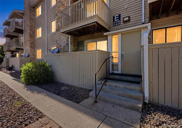 381-s-ames-st-e203-lakewood-co-80226/hzid_c5551688