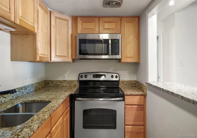 2525-s-dayton-wy-1511-denver-co-80231/hzid_d0699bd9