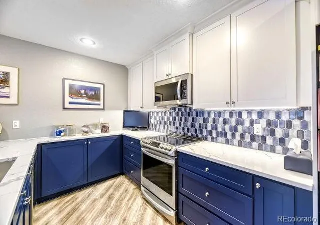 209-e-highline-cir-104-centennial-co-80122/hzid_77c4be15