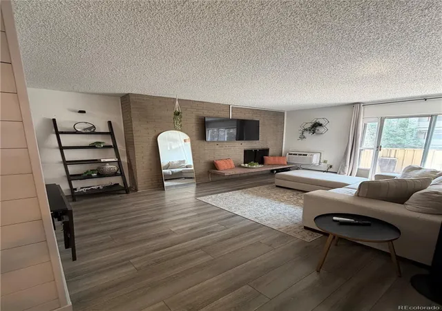 4110-hale-pkwy-2c-denver-co-80220/hzid_f0c9ad9c