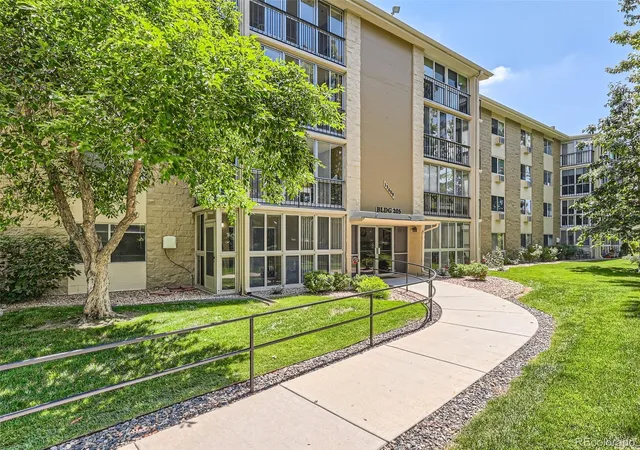 13609-e-cornell-ave-102-aurora-co-80014/hzid_33fd13fb