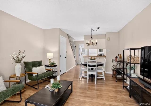 1811-s-quebec-wy-196-denver-co-80231/hzid_baaa97bd