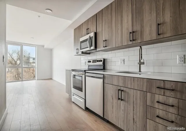 3575-chestnut-pl-303-denver-co-80216/hzid_014a80ee