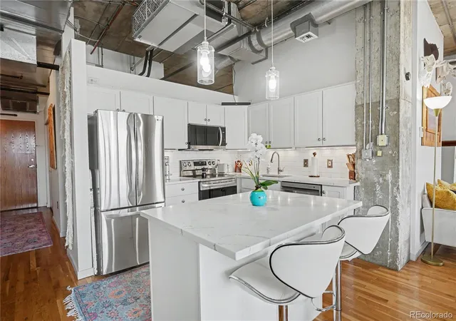 2020-arapahoe-st-870-denver-co-80205/hzid_26b1d43a