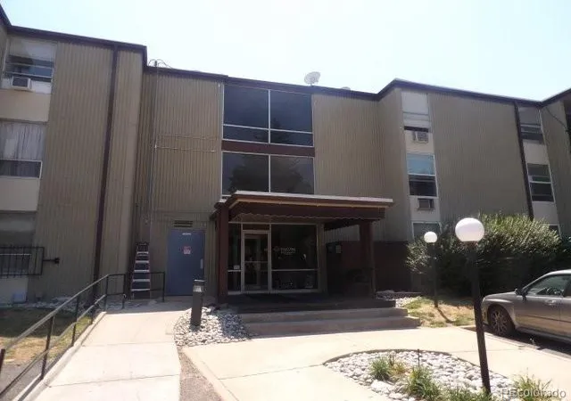 2231-s-vaughn-wy-111b-aurora-co-80014/hzid_c3e500a9