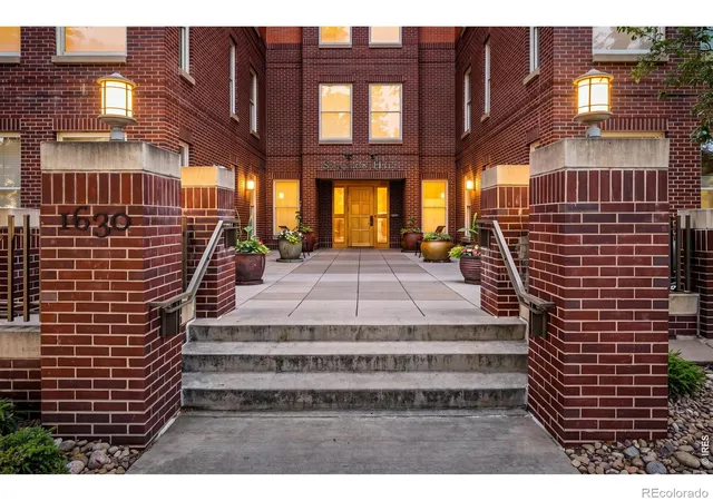 1630-n-clarkson-st-302-denver-co-80218/hzid_94727bfe