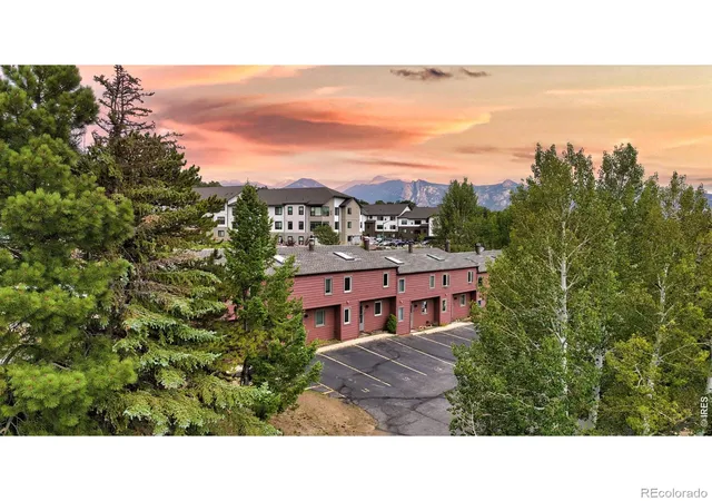 1050-s-saint-vrain-ave-l3-estes-park-co-80517/hzid_1a2cbff7