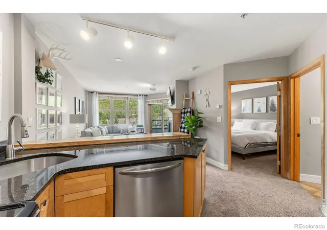 140-ida-belle-dr-8266-keystone-co-80435/hzid_d40b3c2f