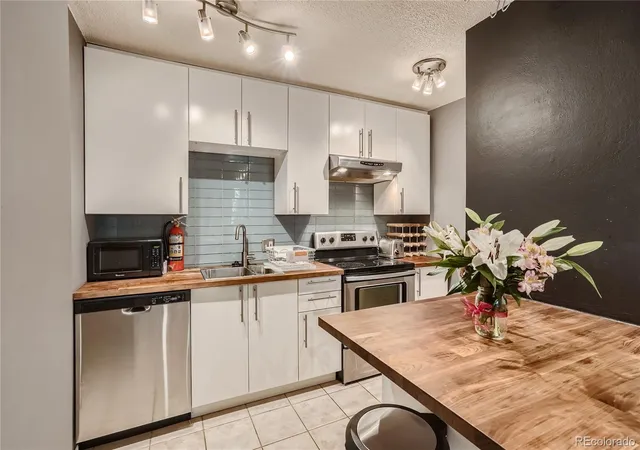 2500-s-york-st-302-denver-co-80210/hzid_2b062b65