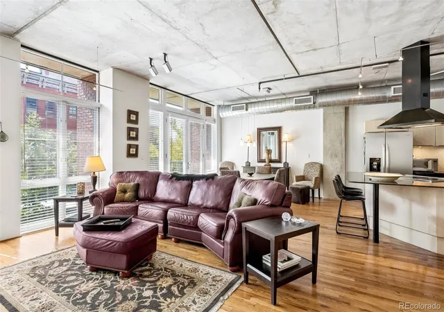 1499-blake-st-2g-denver-co-80202/hzid_5a2c936f