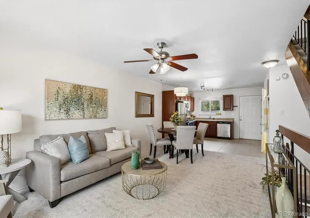 490-e-highline-cir-centennial-co-80122/hzid_8a3dd936