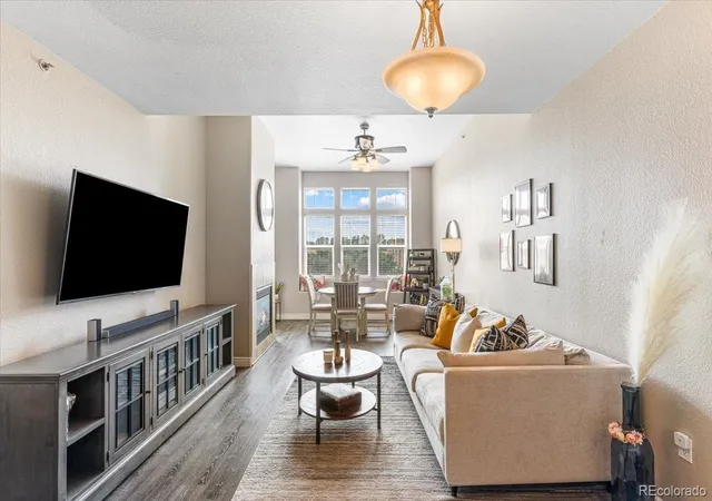 8489-cyn-rim-cir-304-englewood-co-80112/hzid_0c2f7b43