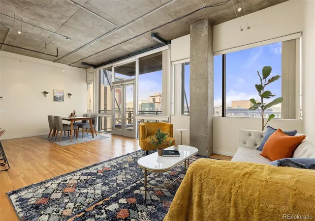 2020-arapahoe-st-1020-denver-co-80205/hzid_22c43ede