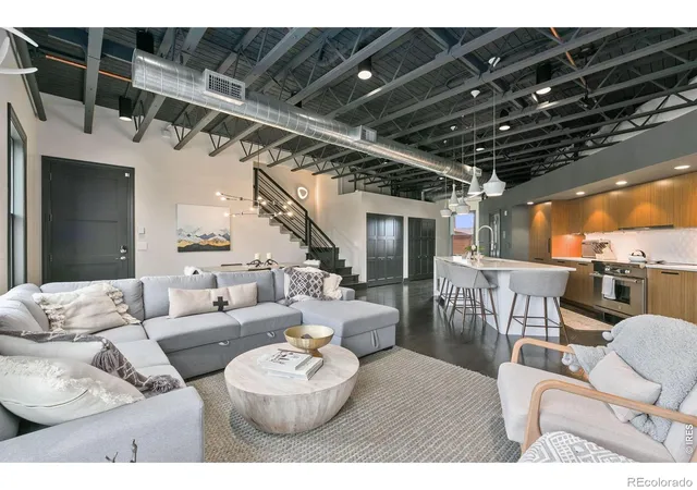 261-pine-st-206-fort-collins-co-80524/hzid_6d13bda7
