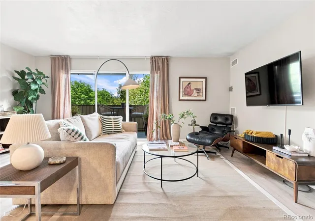 1313-steele-st-306-denver-co-80206/hzid_8d3ff352