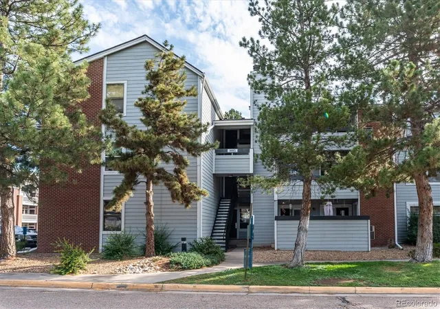 14465-e-1st-dr-a7-aurora-co-80011/hzid_ab16e6bc