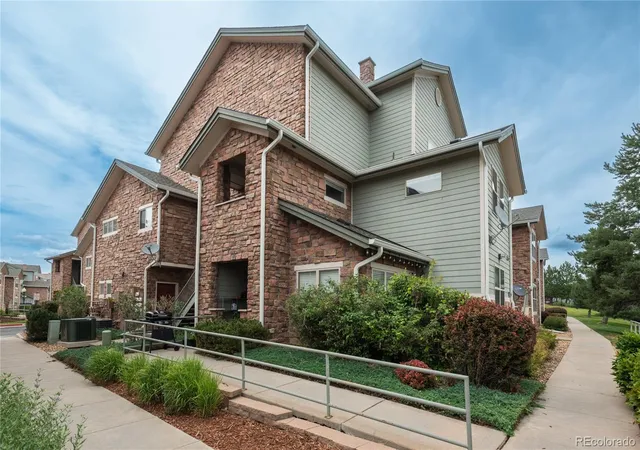 2541-s-bahama-cir-c-aurora-co-80013/hzid_bb47f993