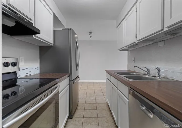 209-e-highline-cir-302-centennial-co-80122/hzid_9f64034a
