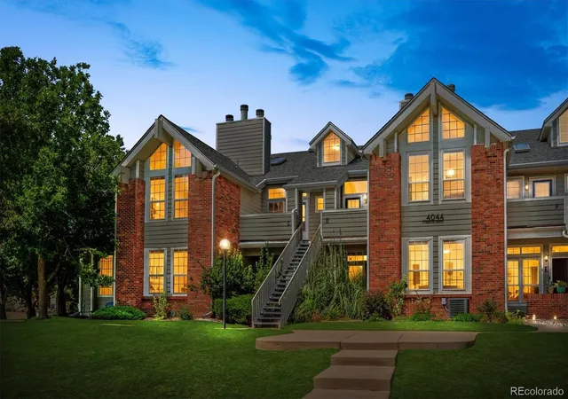 4044-s-carson-st-c-aurora-co-80014/hzid_ecccb775
