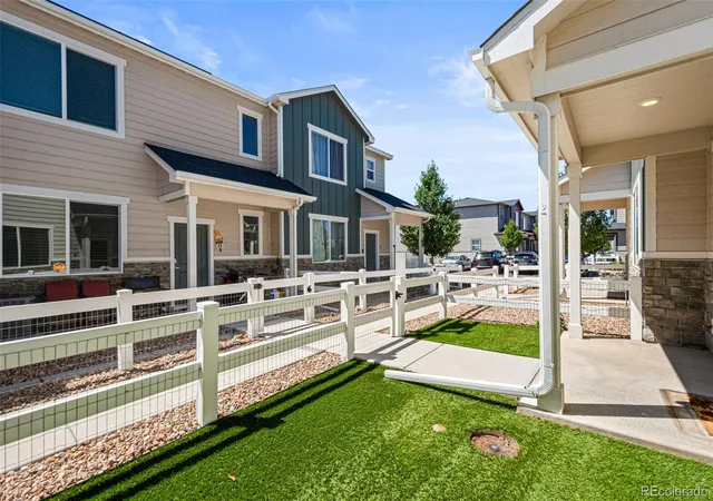1353-reynolds-st-3b-fort-lupton-co-80621/hzid_729c432d