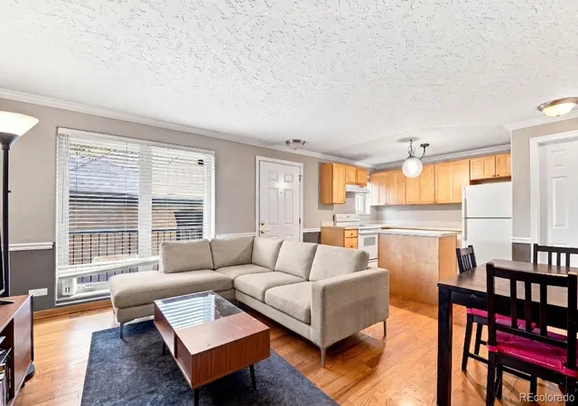 1243-vine-st-6-denver-co-80206/hzid_e2a9f775
