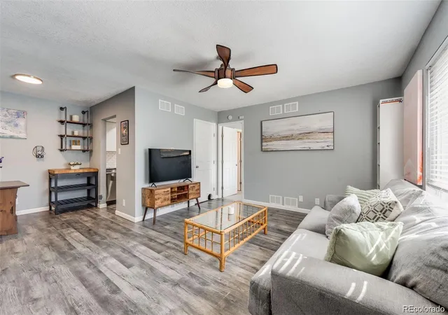 1135-s-oneida-st-f-denver-co-80224/hzid_ace98d0e
