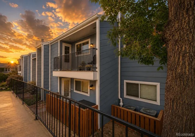 7195-s-gaylord-st-c12-centennial-co-80122/hzid_a21bb69b