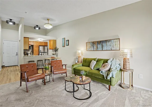 467-s-memphis-wy-13-aurora-co-80017/hzid_921a6bd9