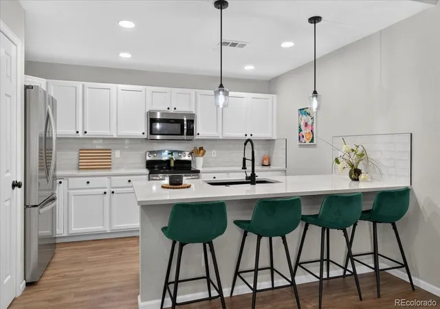 4221-s-blackhawk-cir-7c-aurora-co-80014/hzid_639d813b