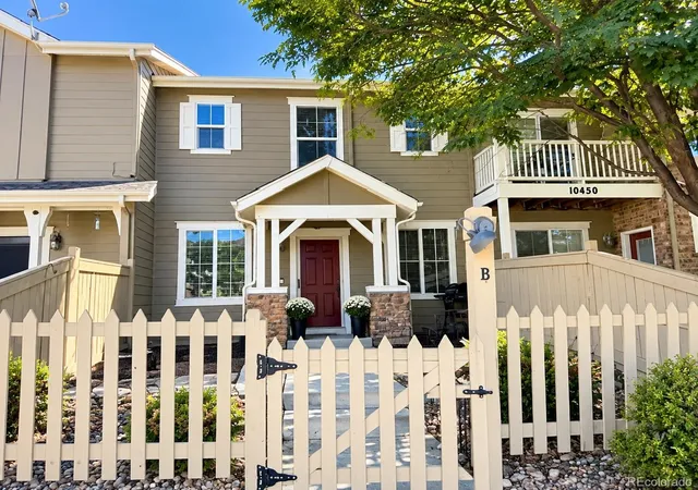 10450-truckee-st-b-commerce-city-co-80022/hzid_3982bb5b