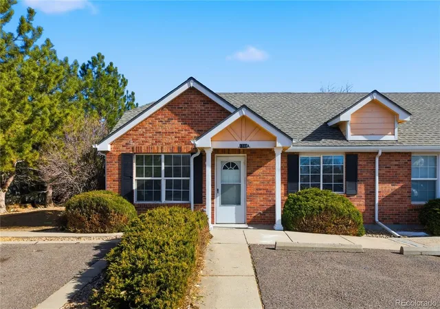 1748-eagle-st-a-aurora-co-80011/hzid_fbc607e2