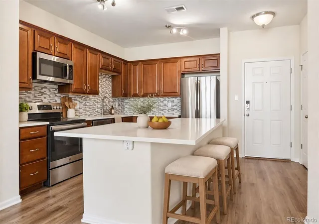 9633-e-5th-avenue-10304-denver-co-80230/hzid_fb3c6faf