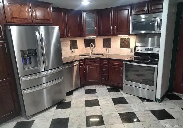8822-e-florida-ave-g07-denver-co-80247/hzid_4836a9ca
