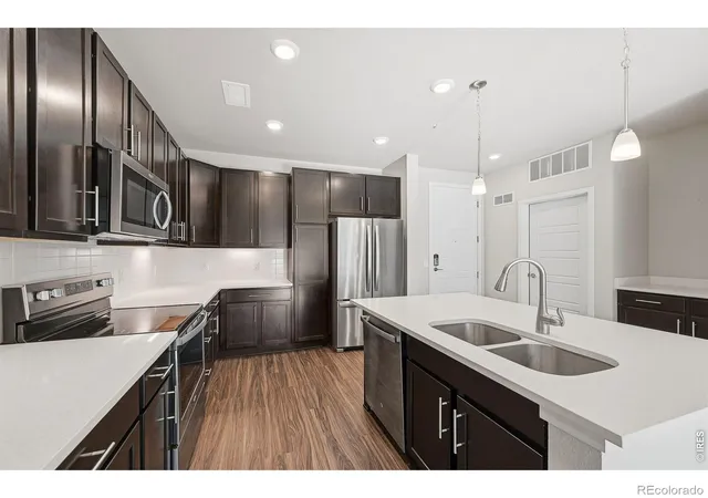 420-e-fremont-pl-206-centennial-co-80122/hzid_0918c883