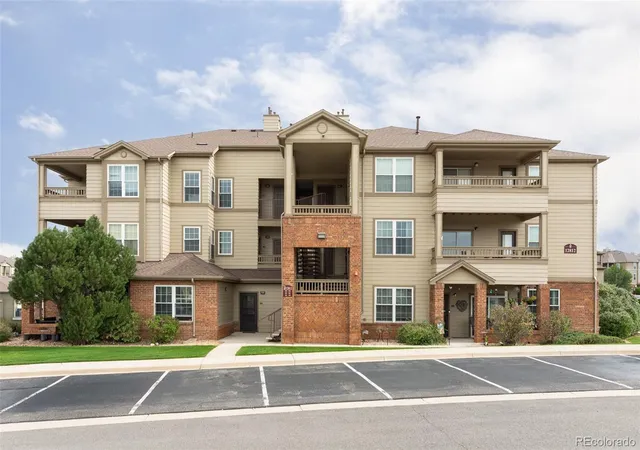 12812-ironstone-way-104-parker-co-80134/hzid_780c62e0