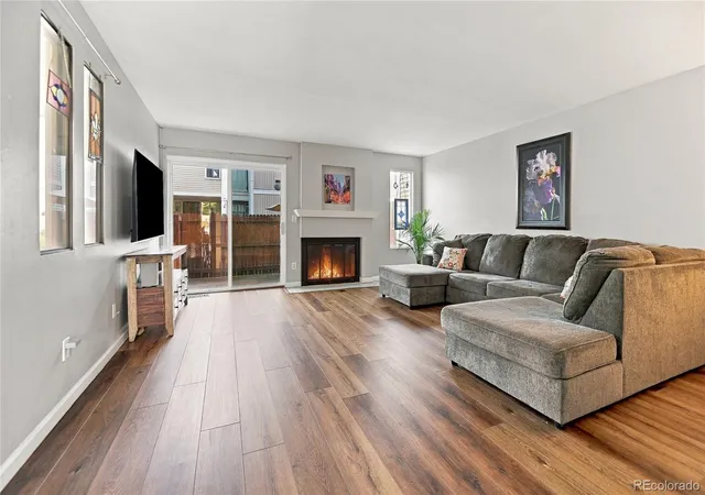 1050-s-monaco-st-pkwy-103-denver-co-80224/hzid_9cd97e93