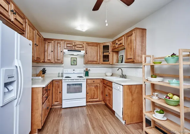 695-s-alton-way-2b-denver-co-80247/hzid_0be4f017