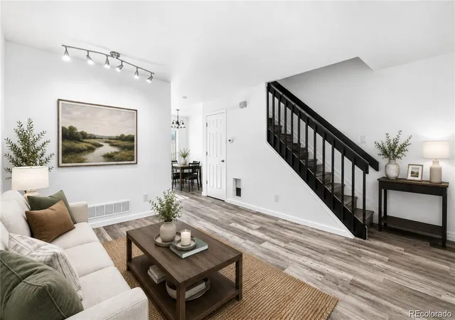 805-summer-dr-highlands-ranch-co-80126/hzid_2b6c68bf