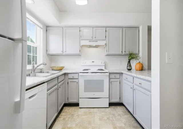 8199-welby-rd-504d-denver-co-80229/hzid_99b90475