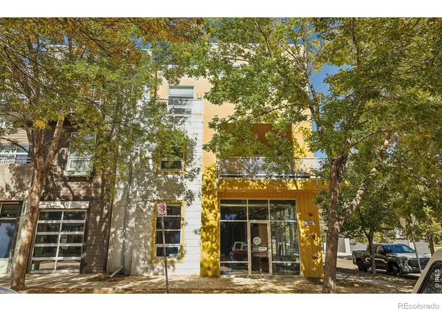1050-neon-forest-cir-e-longmont-co-80504/hzid_09b0a099