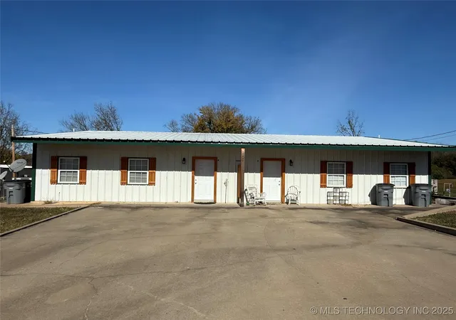 1006-n-1st-street-quinton-ok-74561/hzid_2bb0284c
